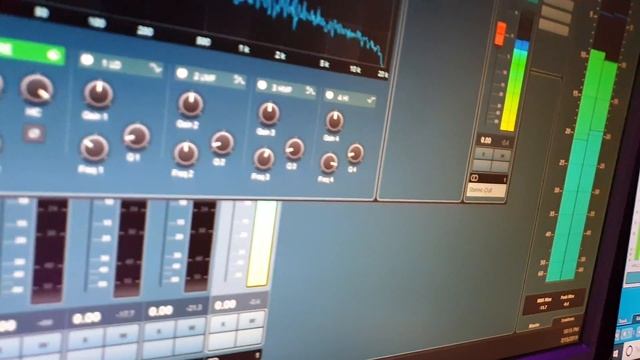 VREJ SAHAGIAN ''Amen Gisher'' cover music смотреть онлайн