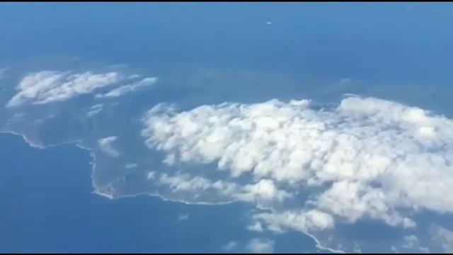 Пролетая над Корсикой