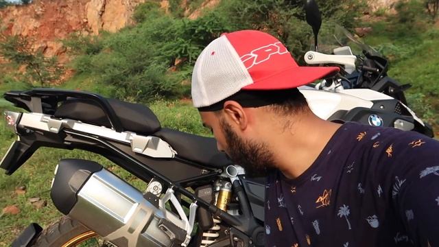 BMW R 1250 GS 2021 ULTIMATE ADVENTURE BIKE | DREAM MACHINE | SIMRAN KING смотреть онлайн