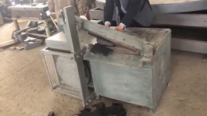 Станок-ножницы для резки резины