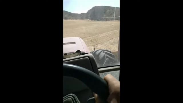 Case Puma 195 CVX recogiendo paquetes de paja en la provincia de León 2ª parte смотреть онлайн