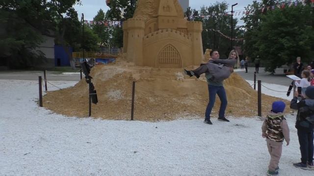 Фестиваль песочной скульптуры. г. Челябинск. 06.06.22 смотреть онлайн