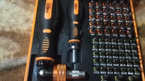 Розпакування Набір біт Neo з тримачем 73 шт (06-115) Набор бит Neo Tools с держателем