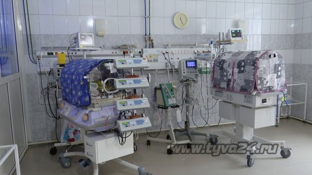 В перинатальном центре прошла выписка маловесного ребенка