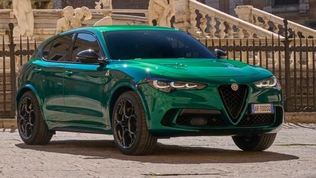2023 Alfa Romeo Stelvio Quadrifoglio 100th смотреть онлайн