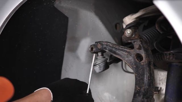 Ako vymeniť tiahlo riadenia na AUDI A4 B5 NÁVOD