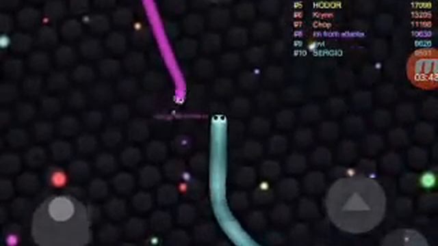 Jogando Slither.io смотреть онлайн