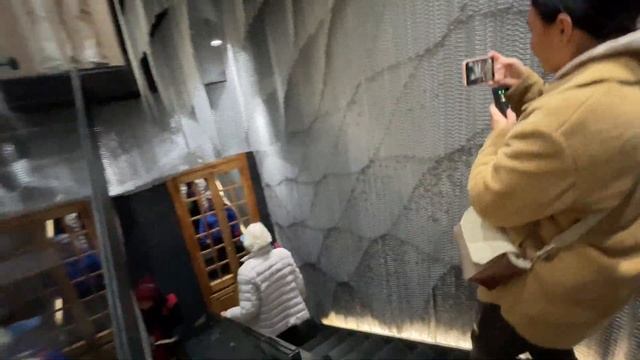 Поздние переселенцы 🇩🇪Barcelona 🇪🇸 смотреть онлайн