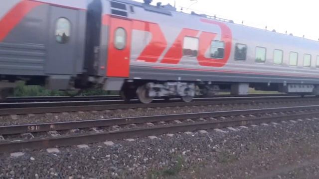 "Синий" электровоз эп1м 402 с поездом 508,510 Новороссийск Казань Ижевск смотреть онлайн