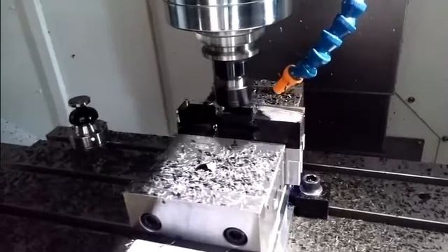 Rigid tapping POM on Manford VMC смотреть онлайн