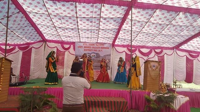 Amazing GIDHA by GC Bangana Girls смотреть онлайн