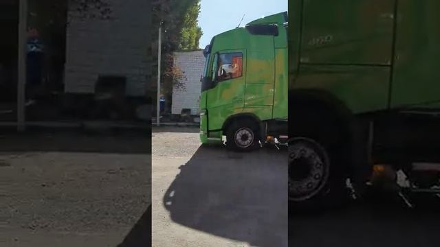 Вольво лайм смотреть онлайн