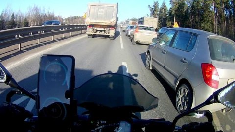 Кавасаки Z900 Осторожно! Мы сейчас невидимки 08.03.2025