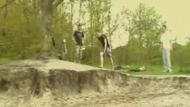 L.A. present 0 Baltiysk 3run_Summer_2010_by_Losev(L.A.pr).wmv смотреть онлайн