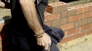 Кладка кирпича под шнурок на длинные расстояния
