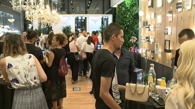 Teoren dhe Ecosoft Prezantojne: Dita Boterore e Kafese смотреть онлайн