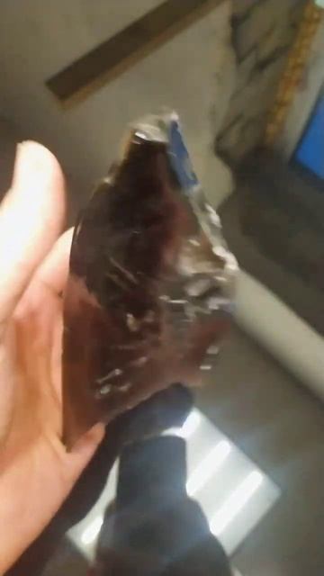 Серебристый обсидиан из Армении. #обсидиан #obsidian смотреть онлайн