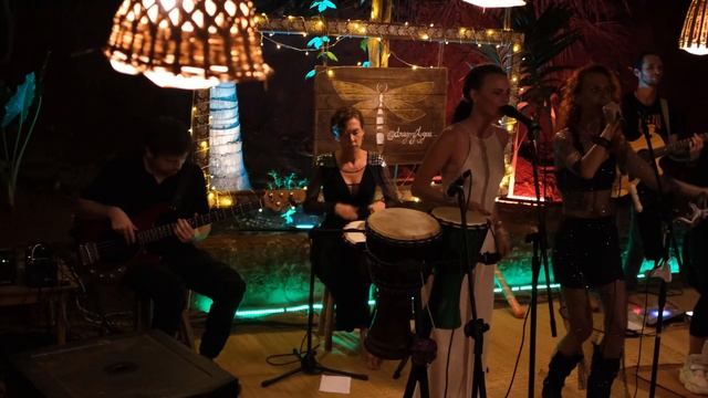 Romb and Vladlena Taneciena - Умане (Umane) смотреть онлайн