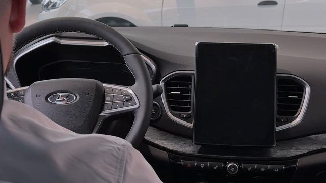 LADA Aura: стиль и технологии смотреть онлайн