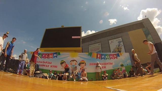 ChinGiz vs Ila vs Monkees | breaking 1x1 | 1:4 | BATTLE OF SCHOOL 8 | KAZAHSTAN | KOSTANAY 01 06 15 смотреть онлайн