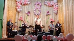 "Белые розы" в исполнении ВИА "Союз".
8 марта 2025 г. с.Алтайское Табунский район