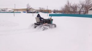 Самодельный трактор на гусеницах из двигателя оки