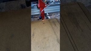 Рез фанеры 12мм лазером 80 Ватт