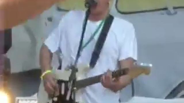 Кирпичи - Замучали гады (KUBANA 2011) смотреть онлайн