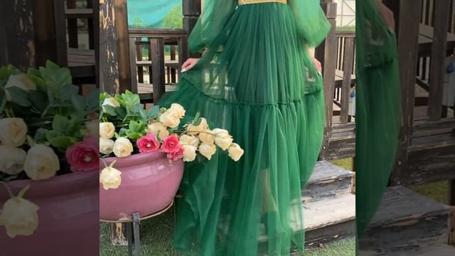 Emerald Green Ruffle Tulle Dress смотреть онлайн