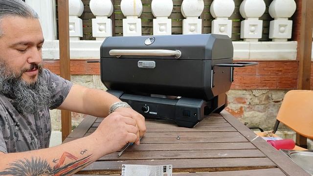 Masterbuilt Portable - Първо палене смотреть онлайн