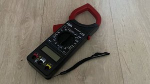 Распаковка и обзор токоизмерительных клещей Elitech ММ 250К