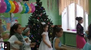 Танец  поёт Таркан