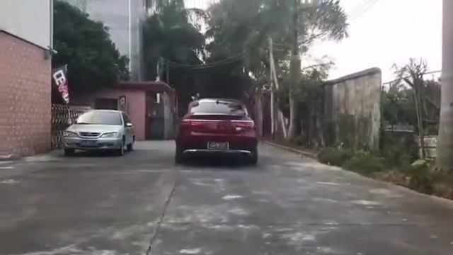 Cende on Mercedes GLE400 смотреть онлайн