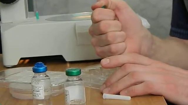 Учебное видео: Трансплантация эмбрионов коров. 10 Насыщение криопротектером смотреть онлайн