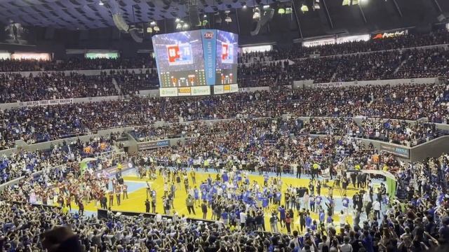 A Song for Mary after winning the UAAP S85 MB Championship
