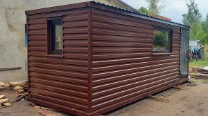 Бытовка дачная с печкой вагончик блок контейнер 2.40х6х2.40м с утеплением 100мм коричневый