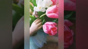 Поздравляем с самым теплым и весенним праздником, с 8 марта!💐.mp4