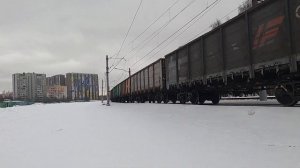 "Фирменный звук двигателя!" Тепловоз 2М62У-0012 с грузовым поездом. Станция Бескудниково