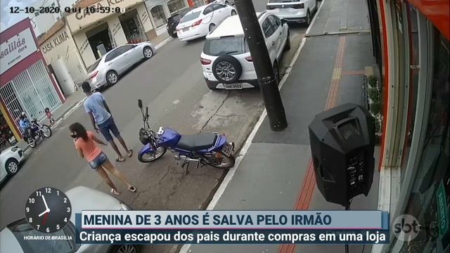 Menina de 3 anos quase sofre atropelamento e é salva pelo irmão | Primeiro Impacto (14/12/20) смотреть онлайн
