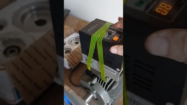 Belt grinder motor and VSD Part 1 смотреть онлайн