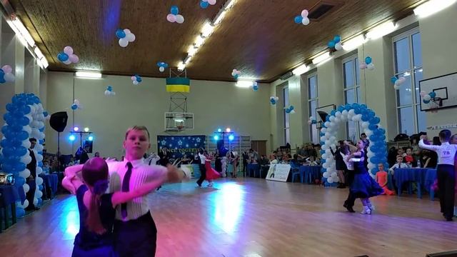 Quickstep 1/4 Юв2"Е"  ТК "Стиль" Краматорск смотреть онлайн