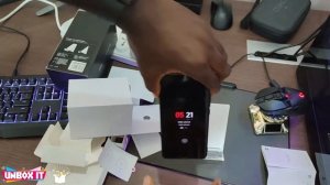 Xiaomi Mi 80W Wireless Charging Stand Unboxing & Quick Test