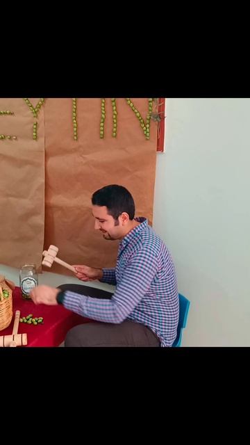 Zeytin Festivali.Efsanevi Zeytin kırma etkinliğimiz. Emeğe saygı amaçlı kanala abone olup beğenelim смотреть онлайн