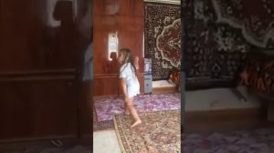 Мартышка перед зеркалом