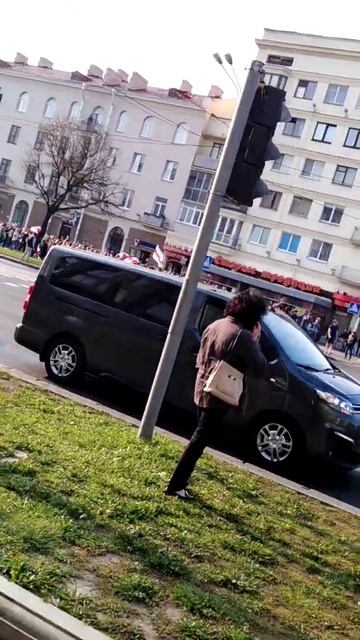 Девушки и тихари смотреть онлайн