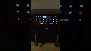 Сало с небольшой мясной прослойкой запекаем в аэрогриле. 200°, в течении 12 минут.