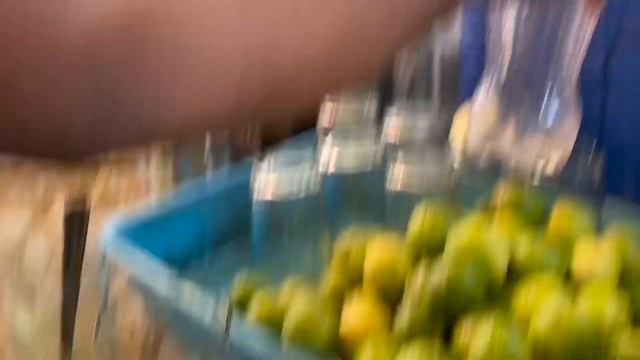 Fresh lime soda on street смотреть онлайн