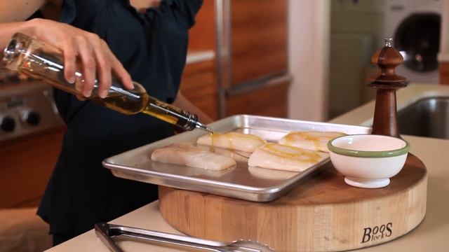 Grilled Halibut With Nectarine Salsa Recipe || KIN EATS смотреть онлайн