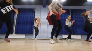 Dance Family Dancehall (workout)