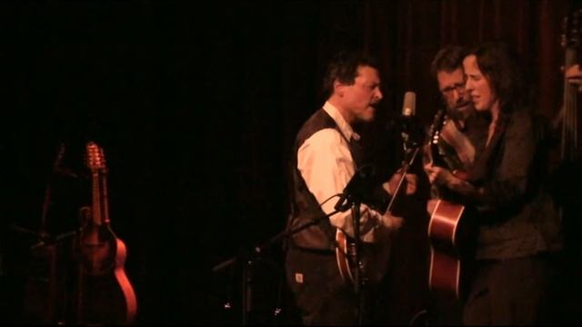 The Rita Hosking Band performs in Grass Valley, California - Center for The Arts смотреть онлайн